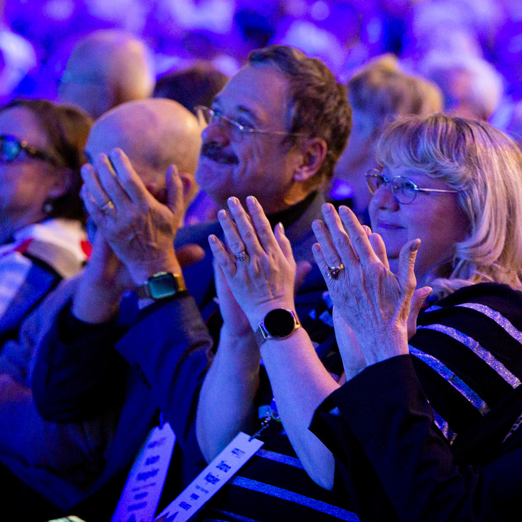 AGM-Image-Carousel-9